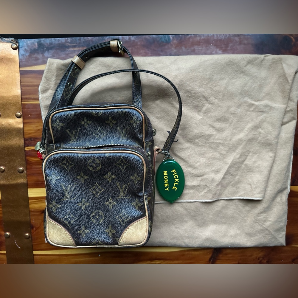 Vintage Louis Vuitton Brown Monogram Amazon crossbody -authentic!